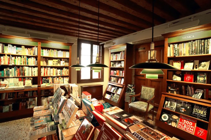libreriapalazzoroberti_2