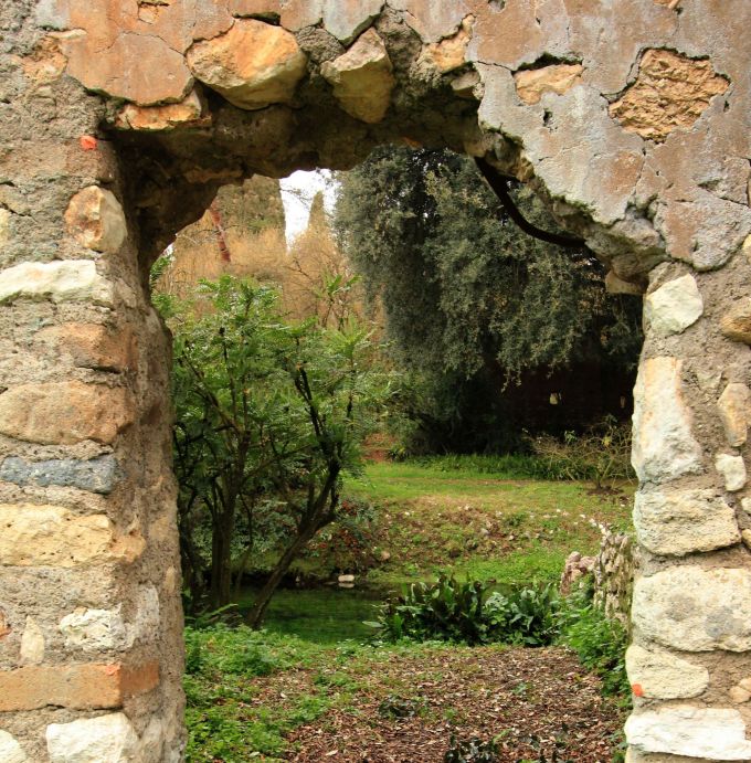 square_fratus_giardinifilosofici_ninfa_1